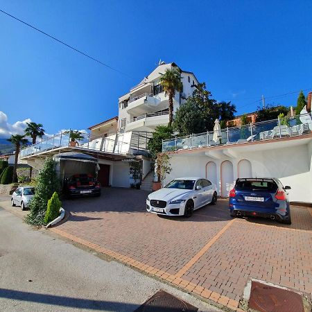 Villa Roses Apartments & Wellness Ičići Kültér fotó