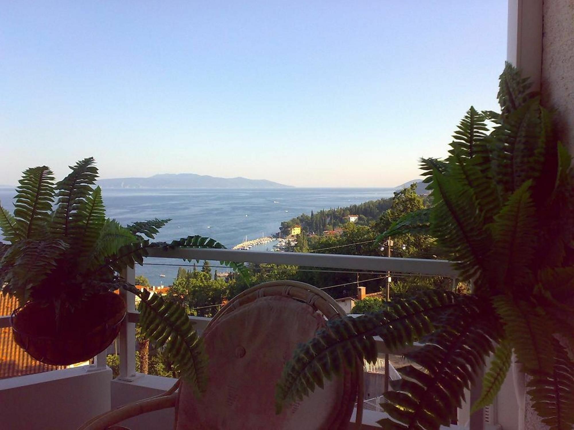 Villa Roses Apartments & Wellness Ičići Kültér fotó
